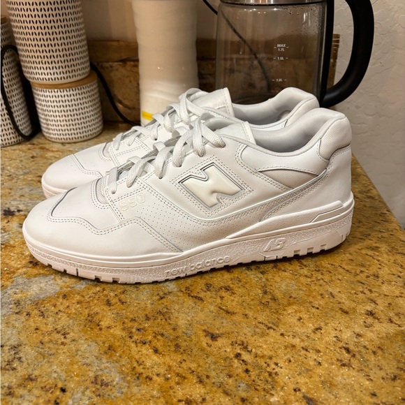New Balance White Sneakers 550 size 13 - Picture 3 of 9